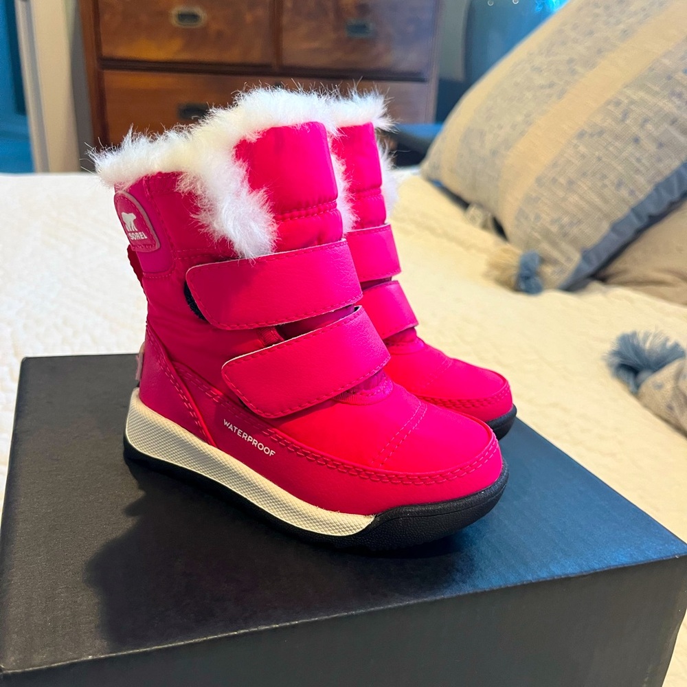 Sorel toddler pink snow boots